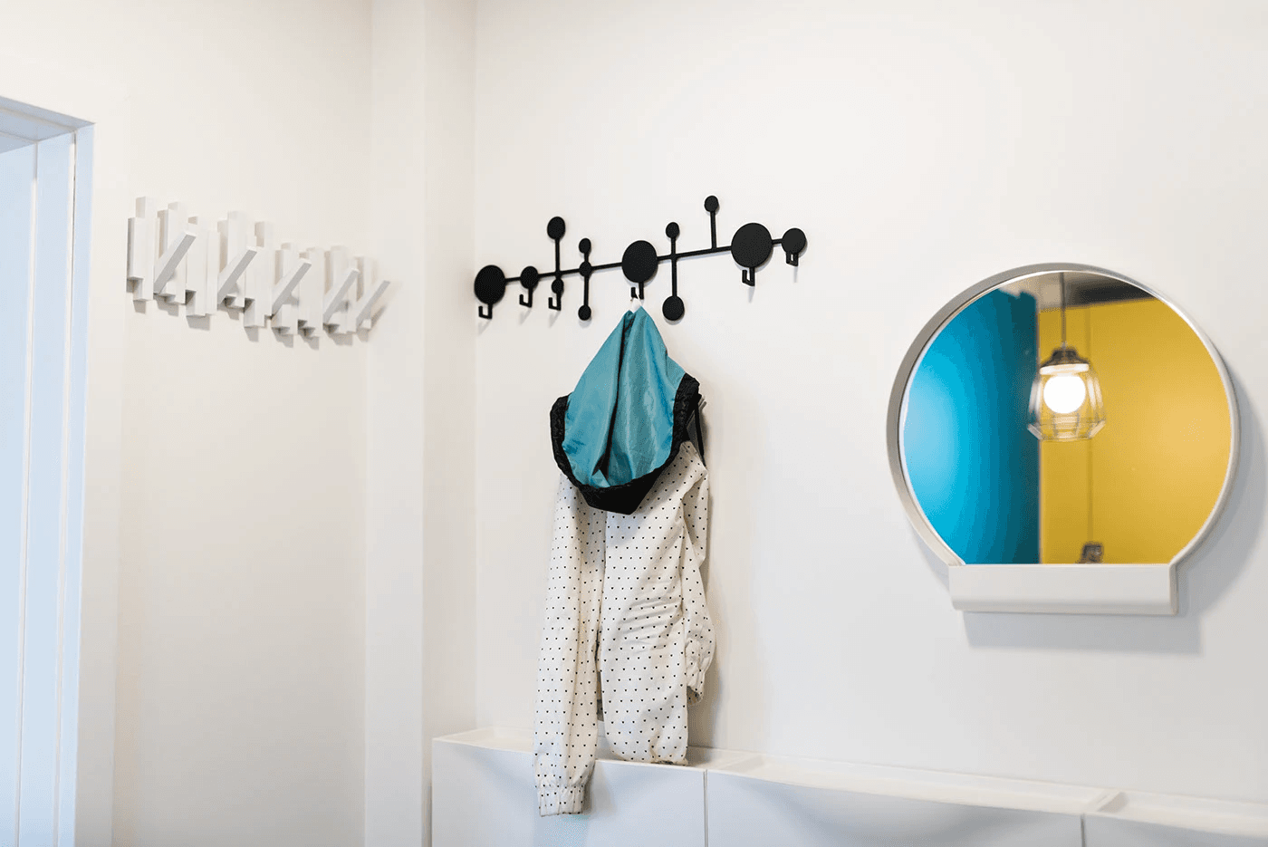 Apartament cu bucătărie galbenă în Cluj-Napoca (12)